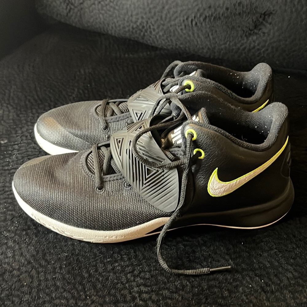 Almost brand new Nike zooms
